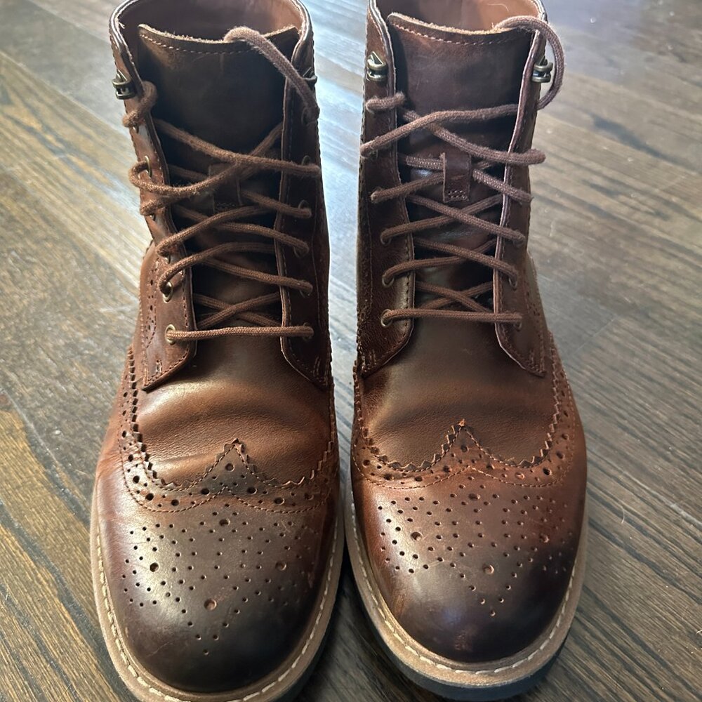 CLARKS Batcombe Lord Boots - EXCELLENT CONDITION